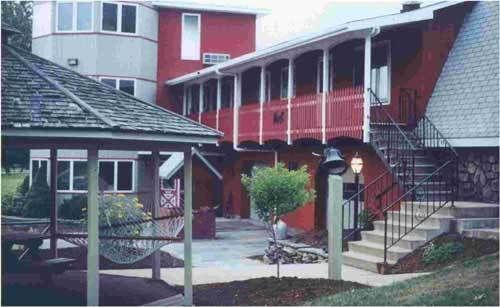 Red Barn Village Bed & Breakfast Clarks Summit Exterior foto